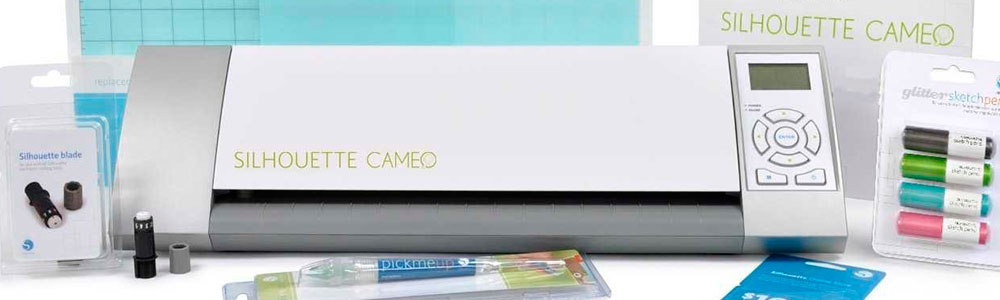 https://www.silhouettemexico.com/wp-content/uploads/2013/06/Silhouette-Cameo-Starter-Kit-Bundle-Cutter1-1000x3001.jpg